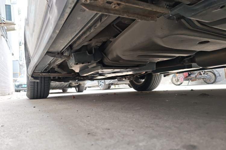 Used Toyota RAV4 2015 2.0L CVT Two-Wheel Drive Fashion Edition Chassis Rear Left