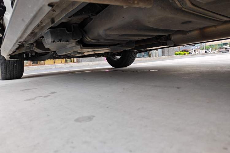 Used Toyota RAV4 2015 2.0L CVT Two-Wheel Drive Urban Edition Chassis Rear Left