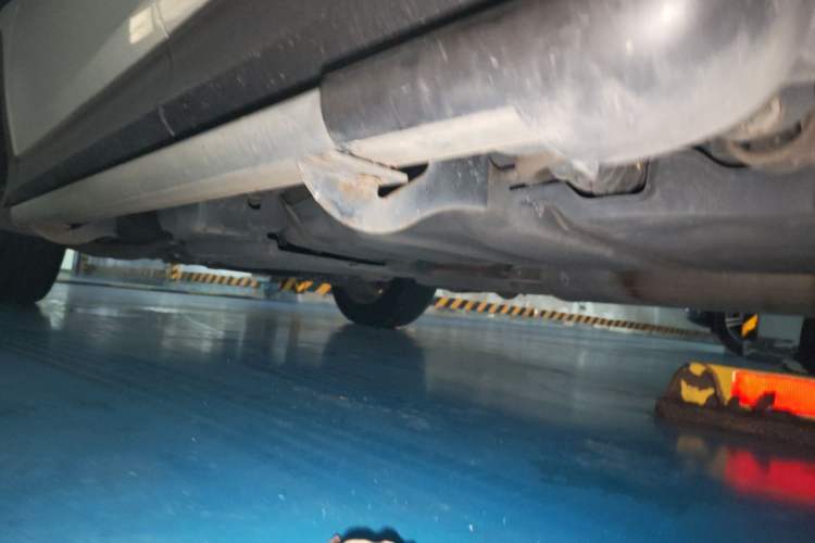 Used Toyota RAV4 2015 2.0L CVT Two-Wheel Drive Fashion Edition Chassis Rear Left