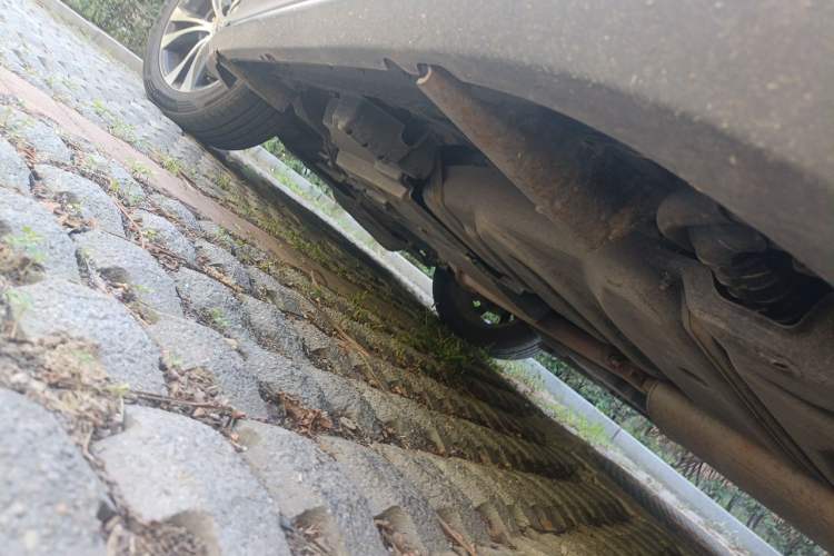 Used Toyota RAV4 2015 2.5L Automatic 4x4 Elite Edition Chassis Rear Left