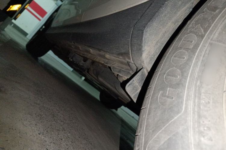 Used Toyota RAV4 2015 2.0L CVT Two-Wheel Drive Fashion Edition Chassis Rear Left