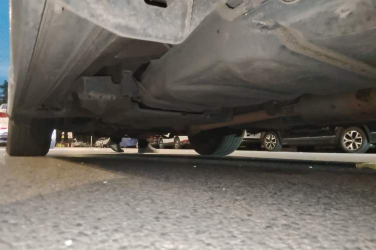 Used Toyota RAV4 2015 2.5L Automatic 4x4 Elite Edition Chassis Rear Left