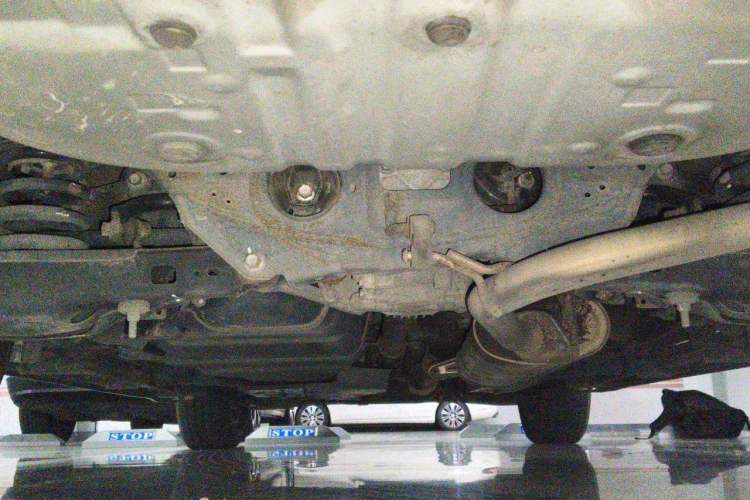 Used Toyota RAV4 2015 2.0L CVT Four-Wheel Drive New Edition Chassis Rear