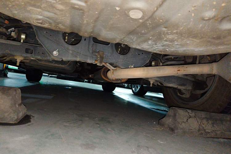 Used Toyota RAV4 2015 2.0L CVT Two-Wheel Drive Urban Edition Chassis Rear