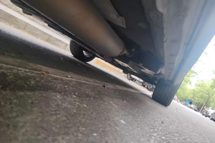 Used Toyota RAV4 2015 2.5L Automatic 4x4 Elite Edition Chassis Rear Right