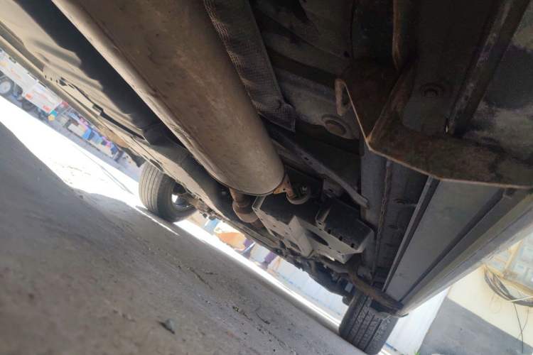Used Toyota RAV4 2015 2.0L CVT Two-Wheel Drive Urban Edition Chassis Rear Right