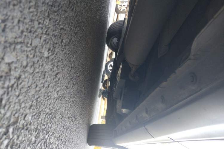 Used Toyota RAV4 2015 2.5L Automatic 4x4 Elite Edition Chassis Rear Right