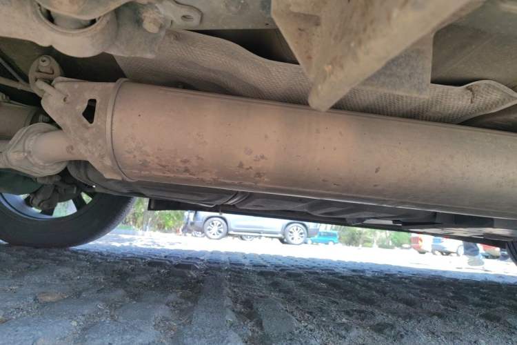 Used Toyota RAV4 2015 2.5L Automatic 4x4 Elite Edition Chassis Rear Right