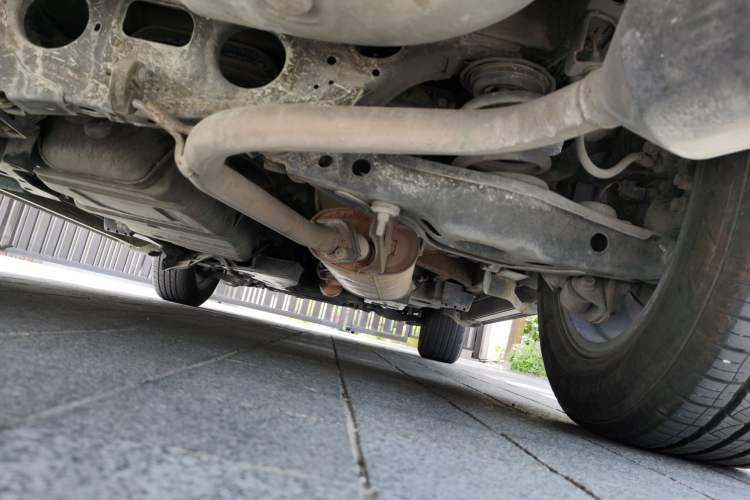 Used Toyota RAV4 2015 2.0L CVT Two-Wheel Drive Fashion Edition Chassis Rear Right