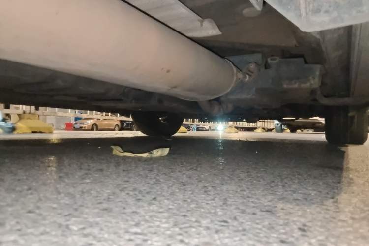 Used Toyota RAV4 2015 2.5L Automatic 4x4 Elite Edition Chassis Rear Right