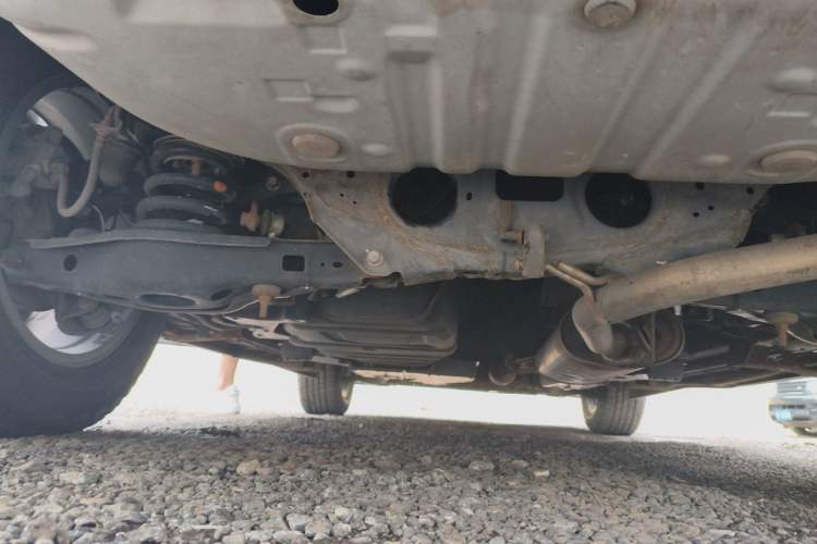 Used Toyota RAV4 2015 2.0L CVT Two-Wheel Drive Fashion Edition Chassis Rear