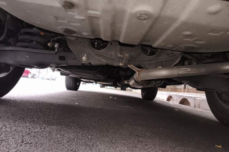 Used Toyota RAV4 2015 2.0L CVT Two-Wheel Drive Fashion Edition Chassis Rear