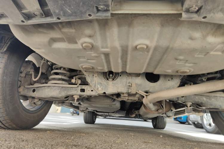 Used Toyota RAV4 2015 2.0L CVT Four-Wheel Drive New Edition Chassis Rear