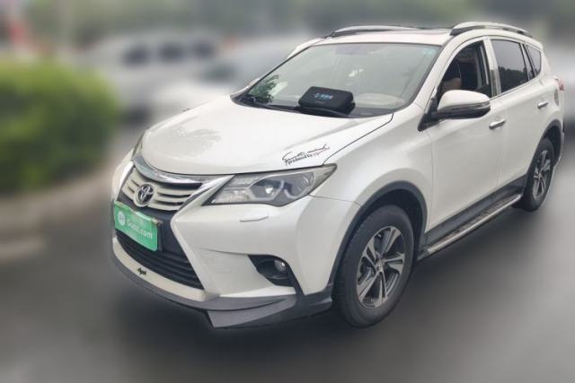 Used Toyota RAV4 2015 2.0L CVT Two-Wheel Drive Fashion Edition