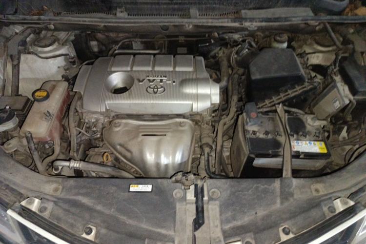 Used Toyota RAV4 2015 2.5L Automatic 4x4 Elite Edition Engine Bay