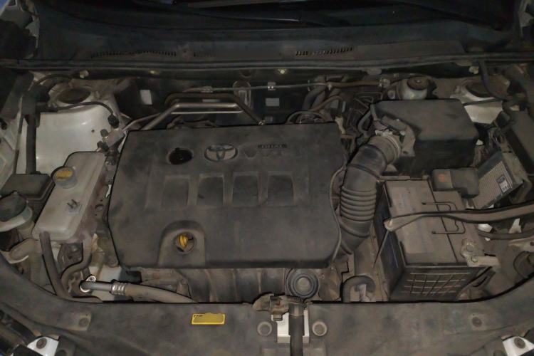 Used Toyota RAV4 2015 2.0L CVT Four-Wheel Drive New Edition Engine Bay