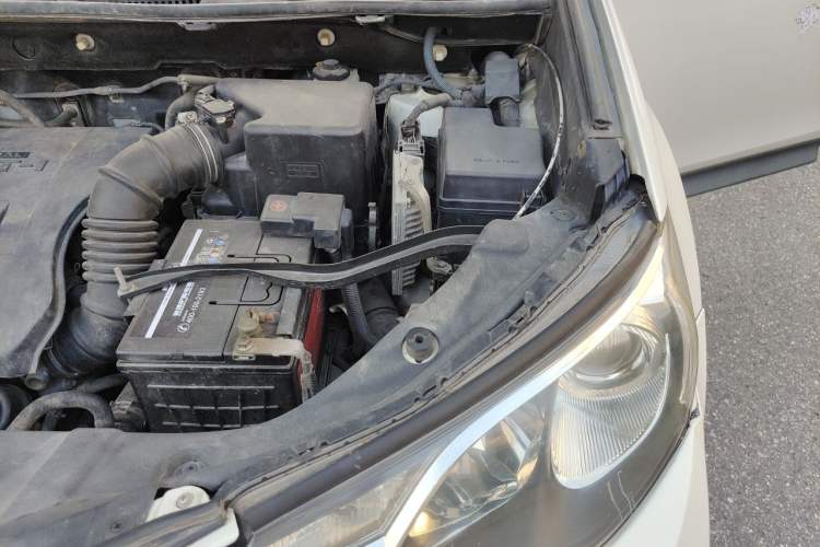 Used Toyota RAV4 2015 2.0L CVT Two-Wheel Drive Urban Edition Engine Bay Left