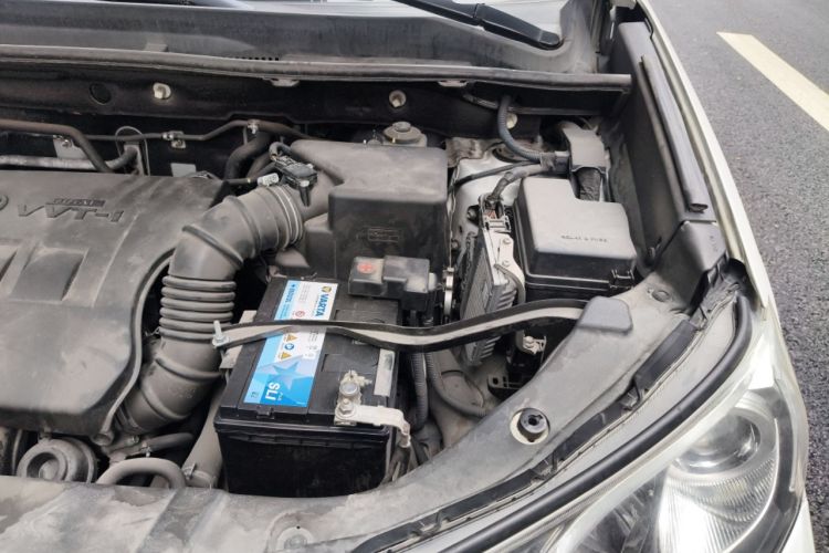 Used Toyota RAV4 2015 2.0L CVT Two-Wheel Drive Urban Edition Engine Bay Left