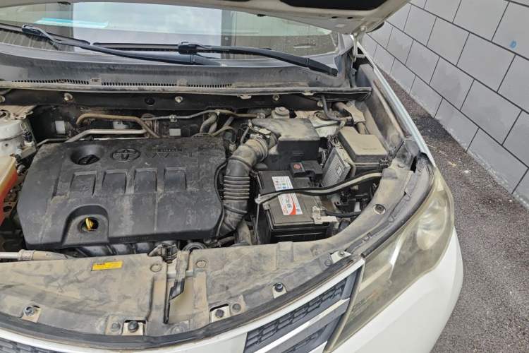 Used Toyota RAV4 2015 2.0L CVT Four-Wheel Drive New Edition Engine Bay Left