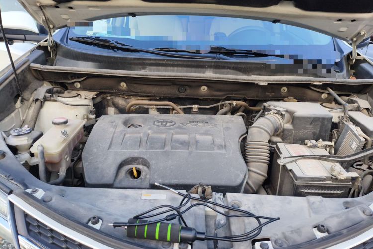 Used Toyota RAV4 2015 2.0L CVT Two-Wheel Drive Fashion Edition Engine Bay Left