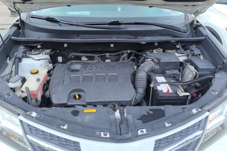 Used Toyota RAV4 2015 2.0L CVT Two-Wheel Drive Urban Edition Engine Bay