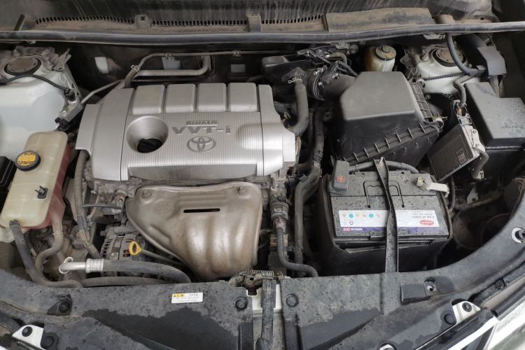 Used Toyota RAV4 2015 2.5L Automatic 4x4 Elite Edition Engine Bay