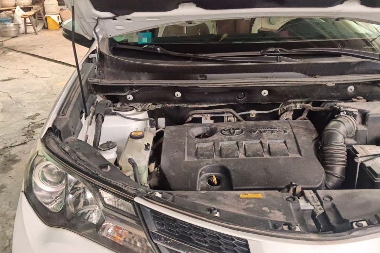 Used Toyota RAV4 2015 2.0L Manual Two-Wheel Drive Urban Edition Engine Bay Right