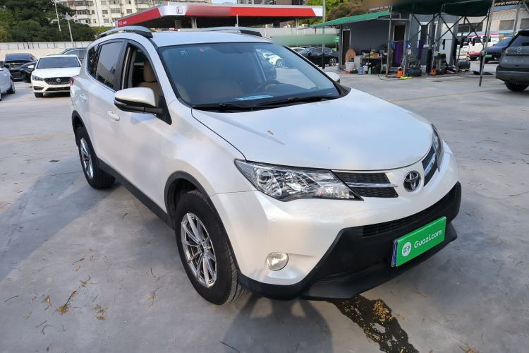 Used Toyota RAV4 2015 2.0L CVT Two-Wheel Drive Urban Edition Exterior 1