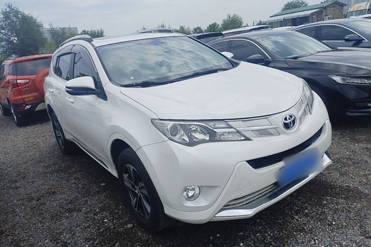 Used Toyota RAV4 2015 2.0L CVT 4x4 Trend Edition Exterior 1