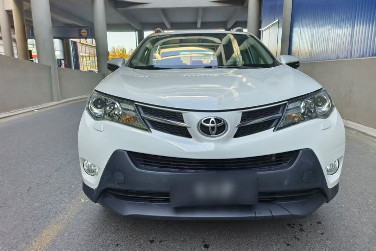 Used Toyota RAV4 2015 2.5L Automatic 4x4 Elite Edition Exterior 1