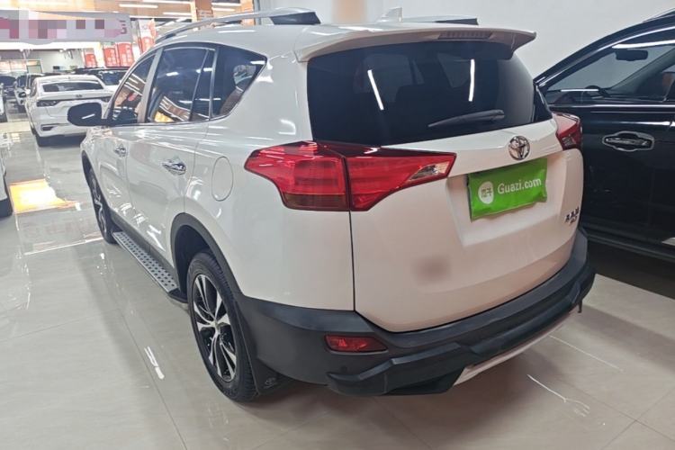 Used Toyota RAV4 2015 2.5L Automatic 4x4 Elite Edition Exterior 2