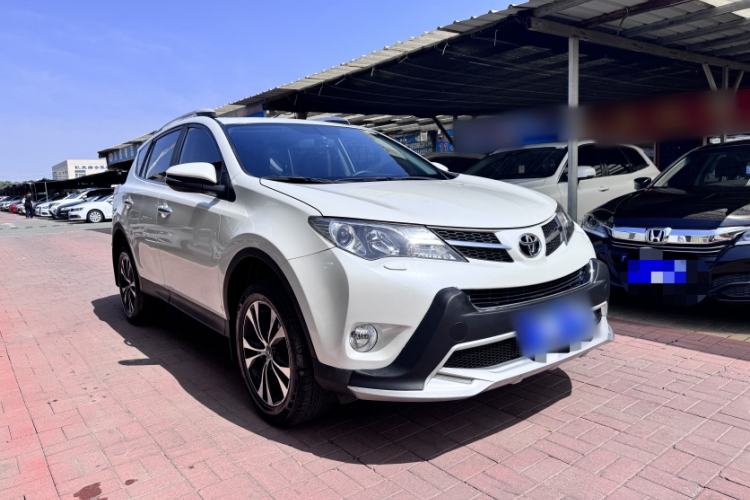 Used Toyota RAV4 2015 2.5L Automatic 4x4 Elite Edition Exterior 2