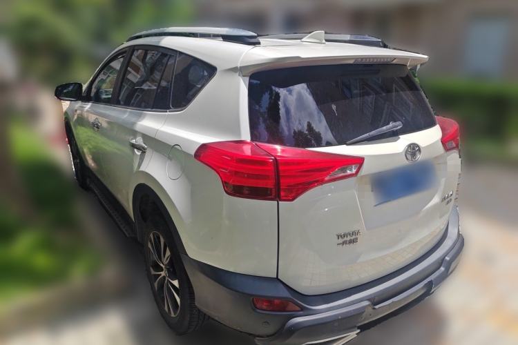 Used Toyota RAV4 2015 2.5L Automatic 4x4 Elite Edition Exterior 3