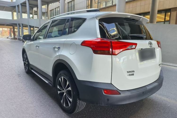Used Toyota RAV4 2015 2.5L Automatic 4x4 Elite Edition Exterior 3