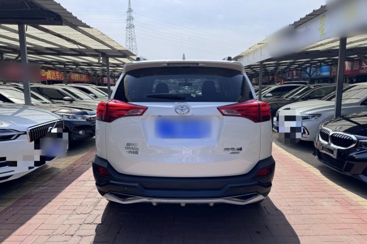 Used Toyota RAV4 2015 2.5L Automatic 4x4 Elite Edition Exterior 4