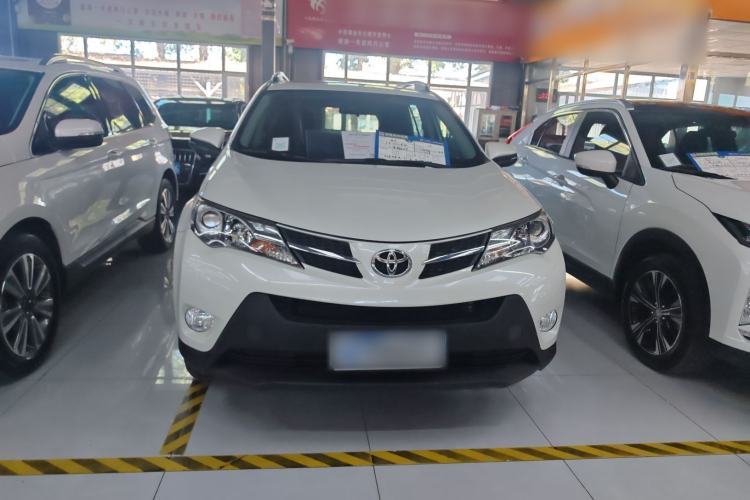 Used Toyota RAV4 2015 2.0L CVT Two-Wheel Drive Fashion Edition Exterior 7