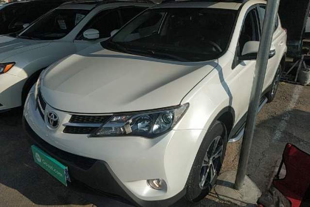 Used Toyota RAV4 2015 2.0L CVT Two-Wheel Drive Fashion Edition