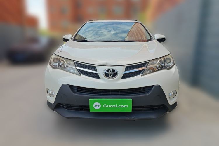 Used Toyota RAV4 2015 2.0L CVT Four-Wheel Drive New Edition Front