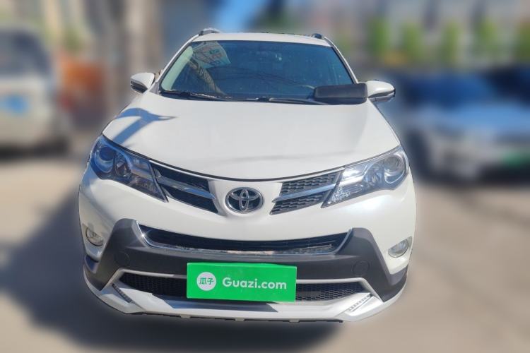 Used Toyota RAV4 2015 2.0L CVT Two-Wheel Drive Urban Edition Front