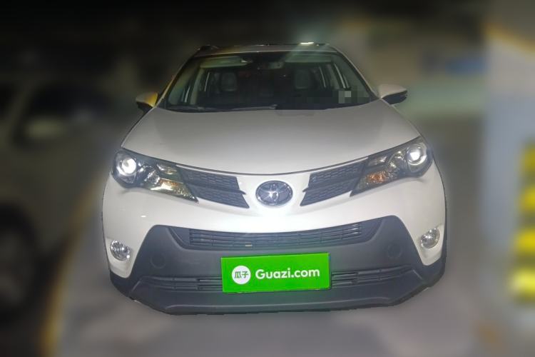 Used Toyota RAV4 2015 2.0L CVT Four-Wheel Drive New Edition Front