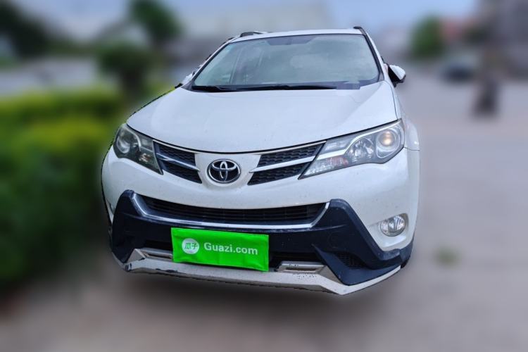 Used Toyota RAV4 2015 2.0L CVT Two-Wheel Drive Fashion Edition Front