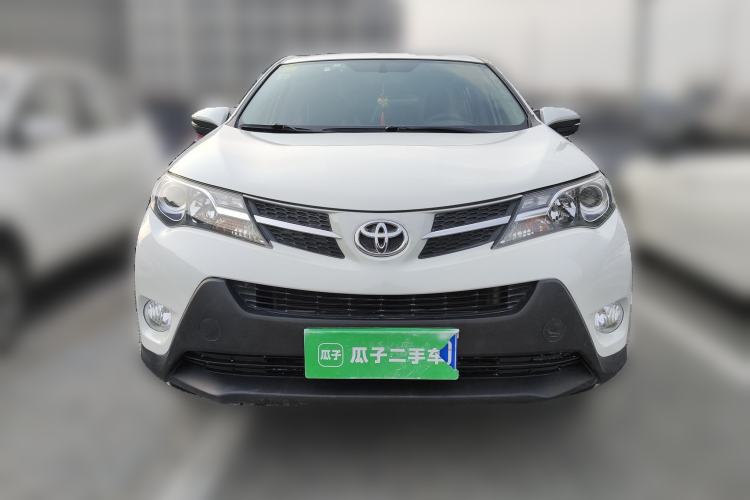 Used Toyota RAV4 2015 2.0L CVT Four-Wheel Drive New Edition Front