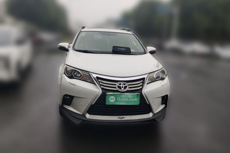 Used Toyota RAV4 2015 2.0L CVT Two-Wheel Drive Fashion Edition Front