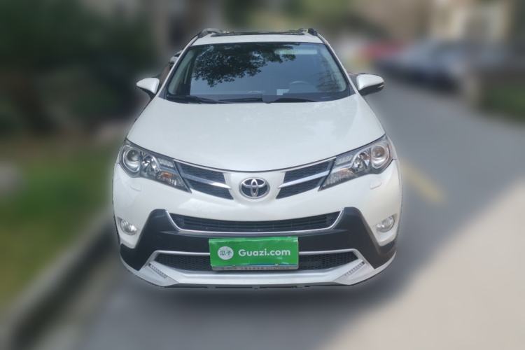 Used Toyota RAV4 2015 2.5L Automatic 4x4 Elite Edition Front