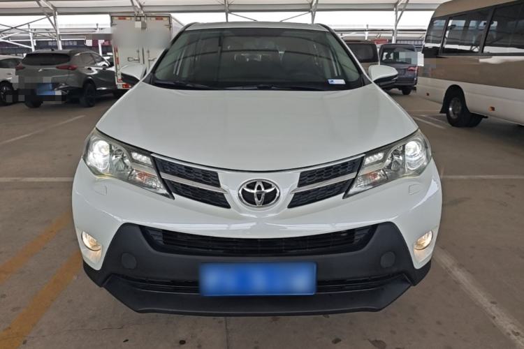 Used Toyota RAV4 2015 2.5L Automatic 4x4 Elite Edition Front