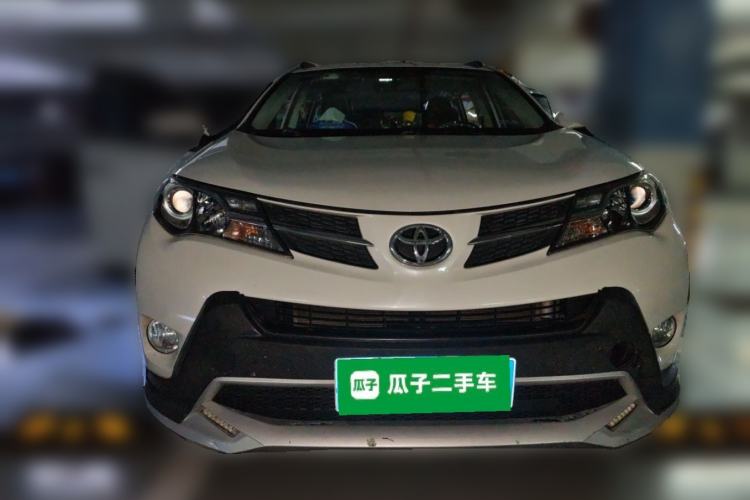Used Toyota RAV4 2015 2.0L CVT Four-Wheel Drive New Edition Front