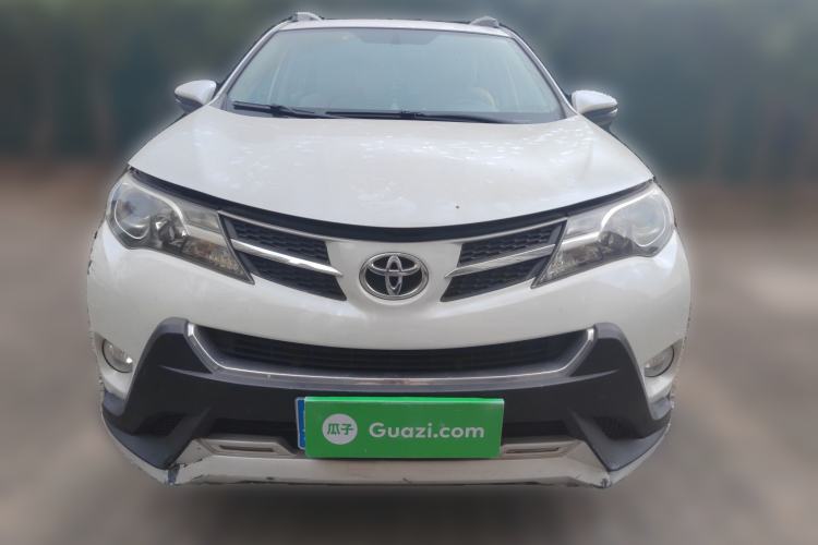 Used Toyota RAV4 2015 2.0L CVT Two-Wheel Drive Urban Edition Front