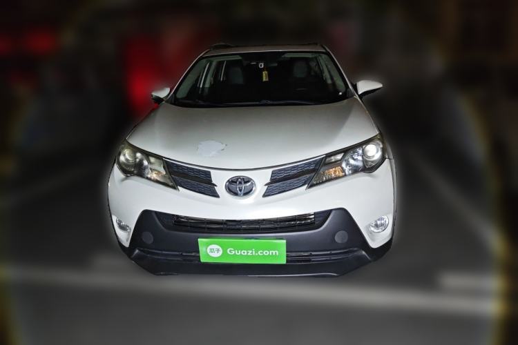 Used Toyota RAV4 2015 2.0L CVT Two-Wheel Drive Fashion Edition Front