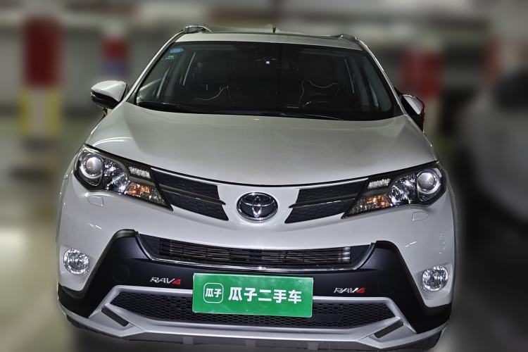 Used Toyota RAV4 2015 2.5L Automatic 4x4 Elite Edition Front