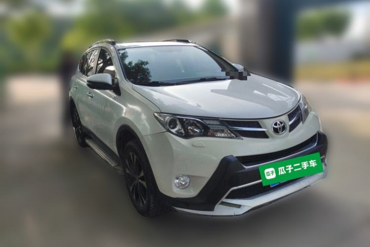 Used Toyota RAV4 2015 2.5L Automatic 4x4 Elite Edition Front Right 45 Deg